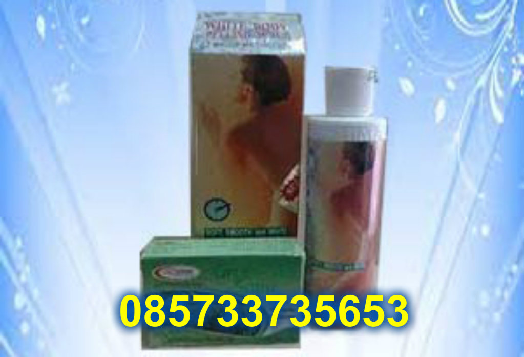Pemutih kulit alami whitening body scrub & greentea soap 